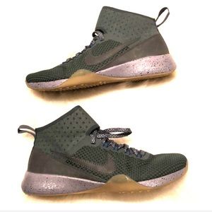 ⚡️Flash Sale ⚡️ Nike Air Zoom Strong 2 Sneakers